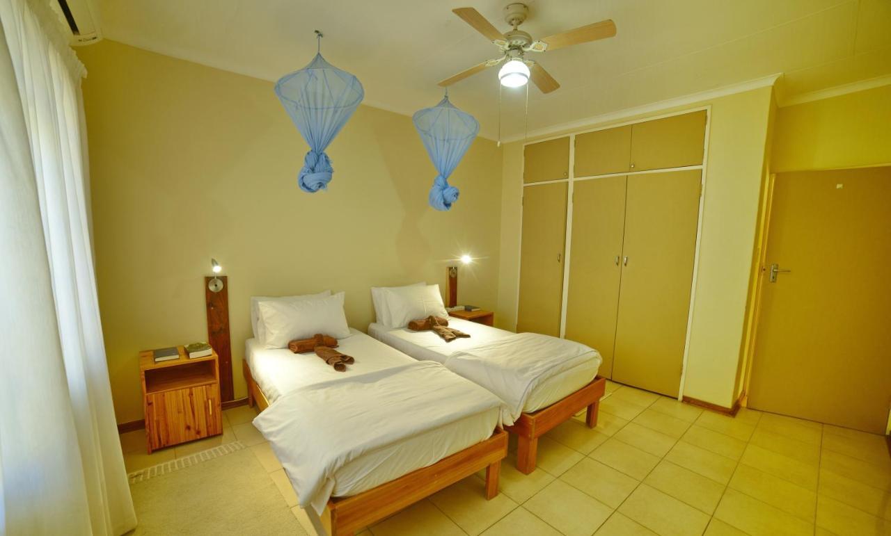 Brandberg Rest Camp Hotel Uis Esterno foto