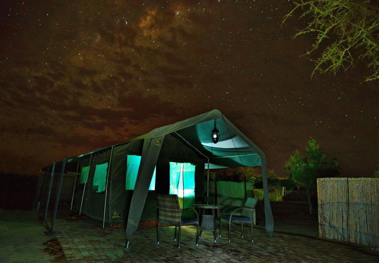 Brandberg Rest Camp Hotel Uis Esterno foto